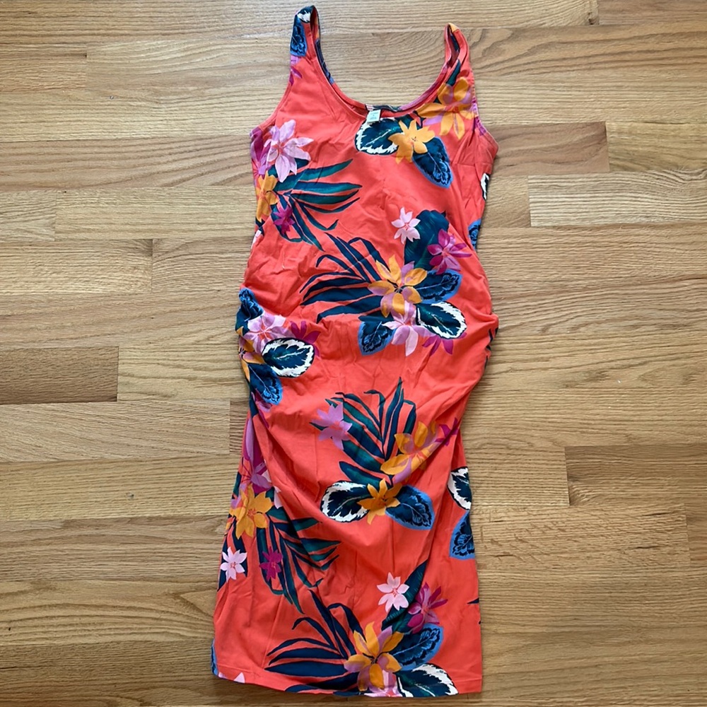 Gently Used Super comfortable mid length floral Maternity dress. Size Small